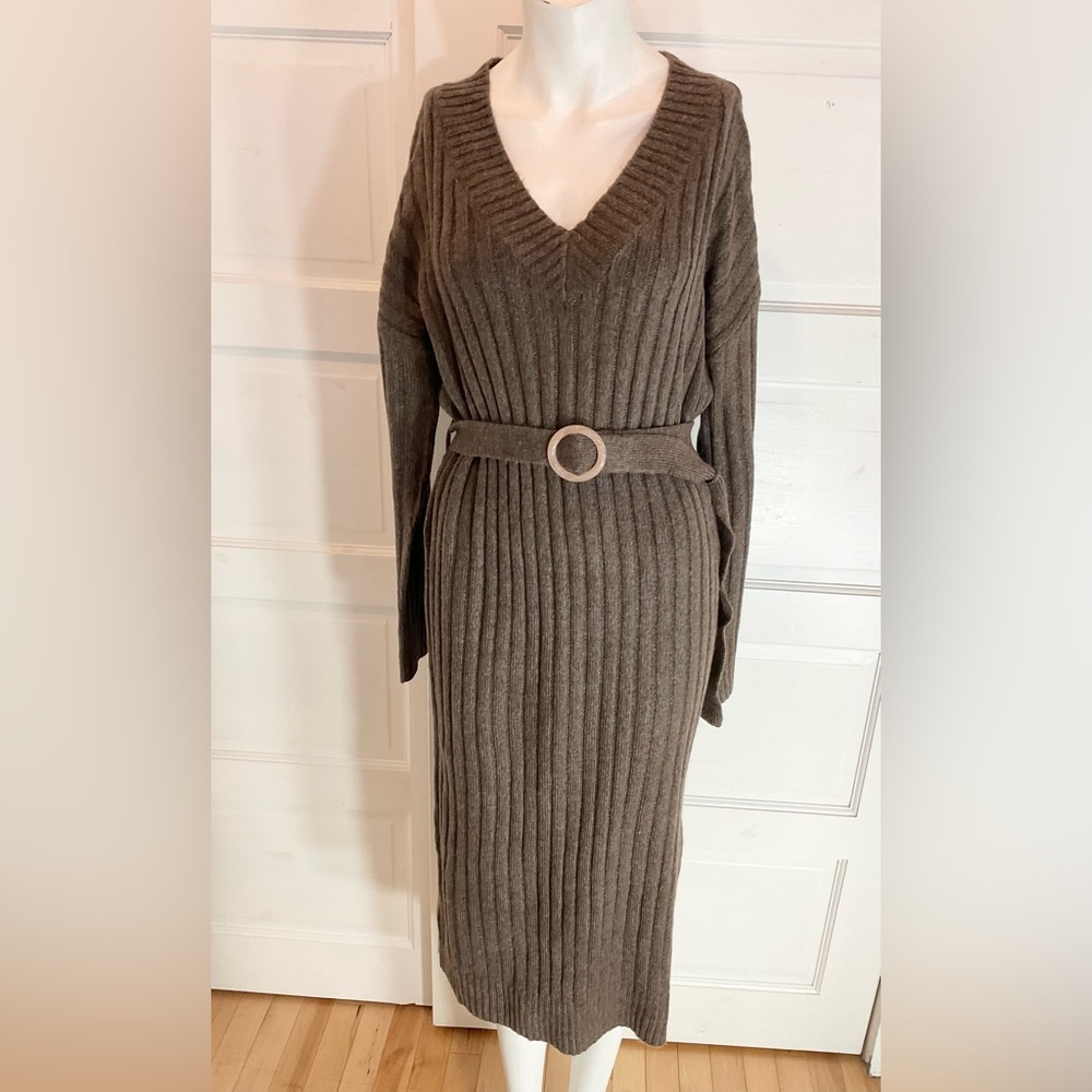 🛑🛑🛑TAHARI SWEATER DRESS - Picture 6 of 11